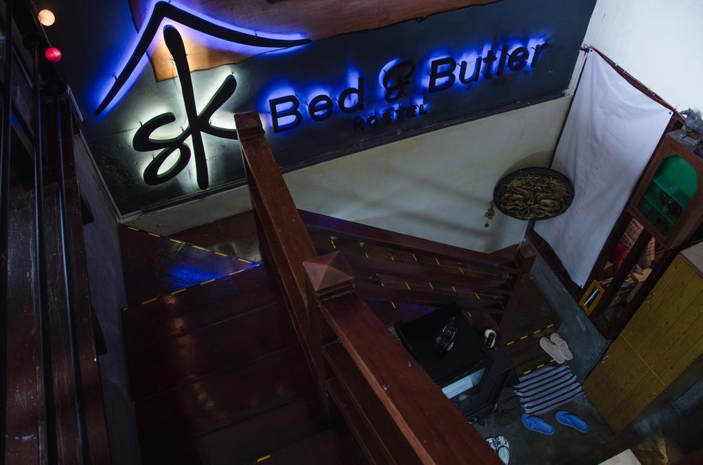 Bed And Butler Hostel Bangkok Extérieur photo
