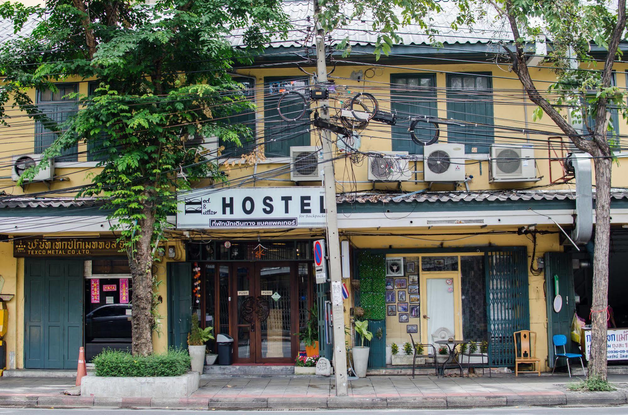 Bed And Butler Hostel Bangkok Extérieur photo